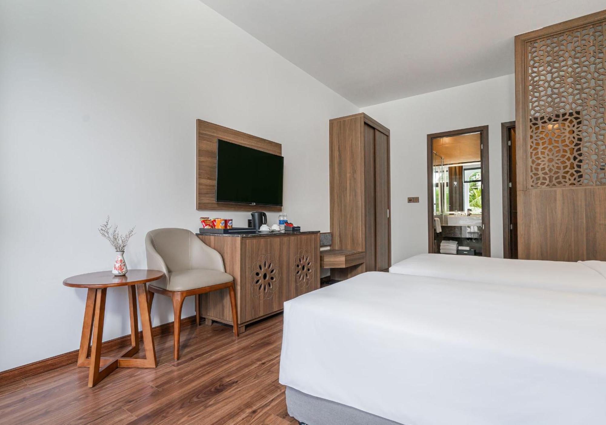 Nesta Hotel Da Nang Bagian luar foto