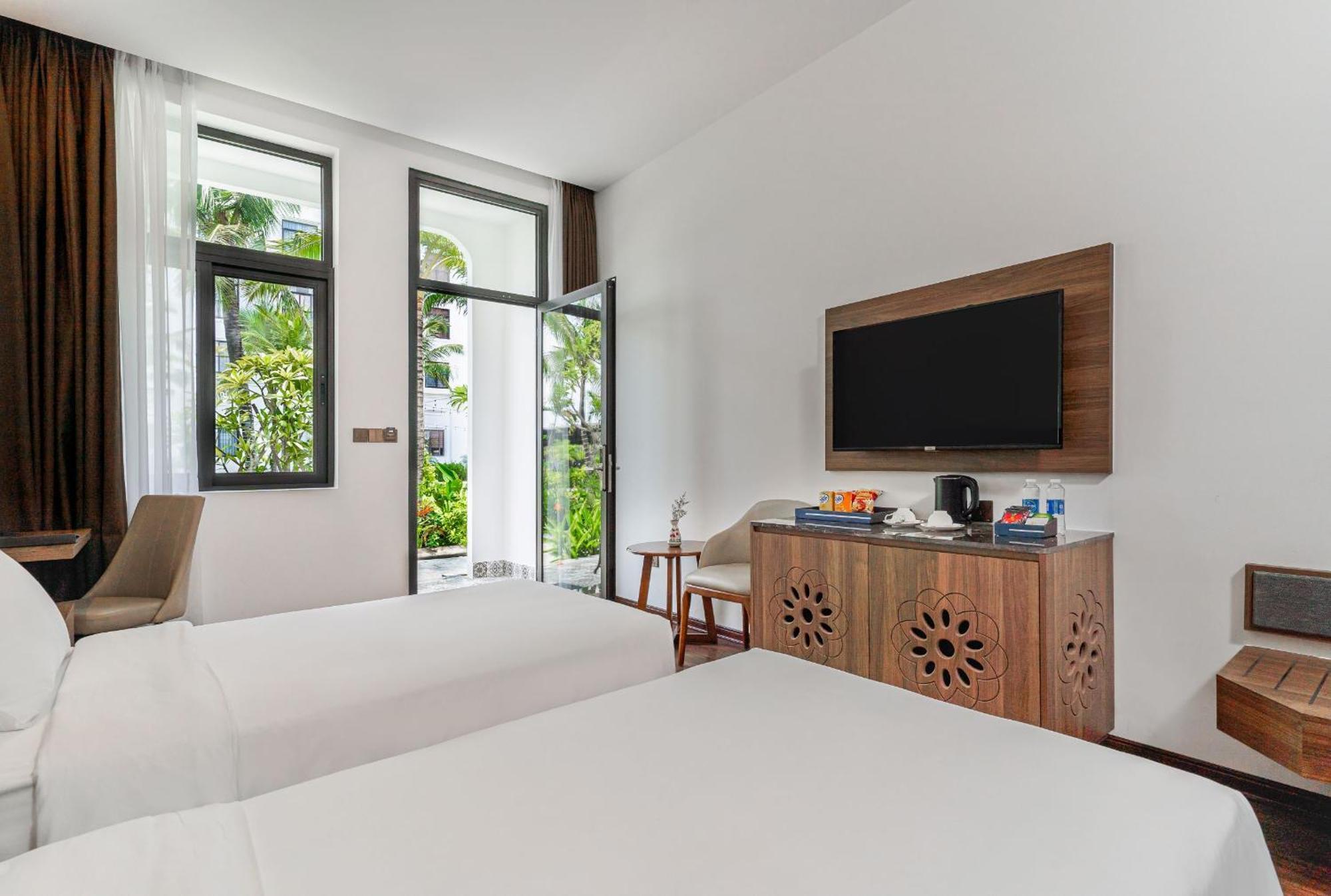 Nesta Hotel Da Nang Bagian luar foto