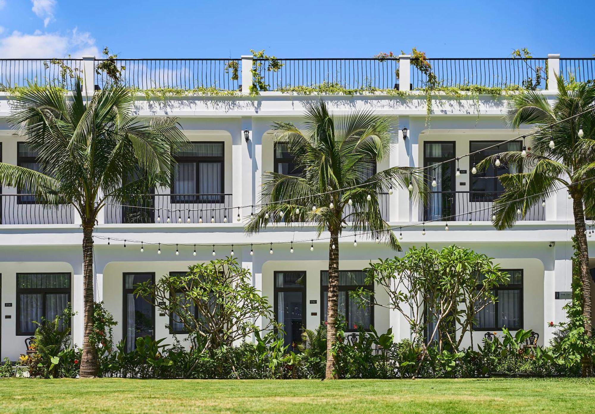 Nesta Hotel Da Nang Bagian luar foto